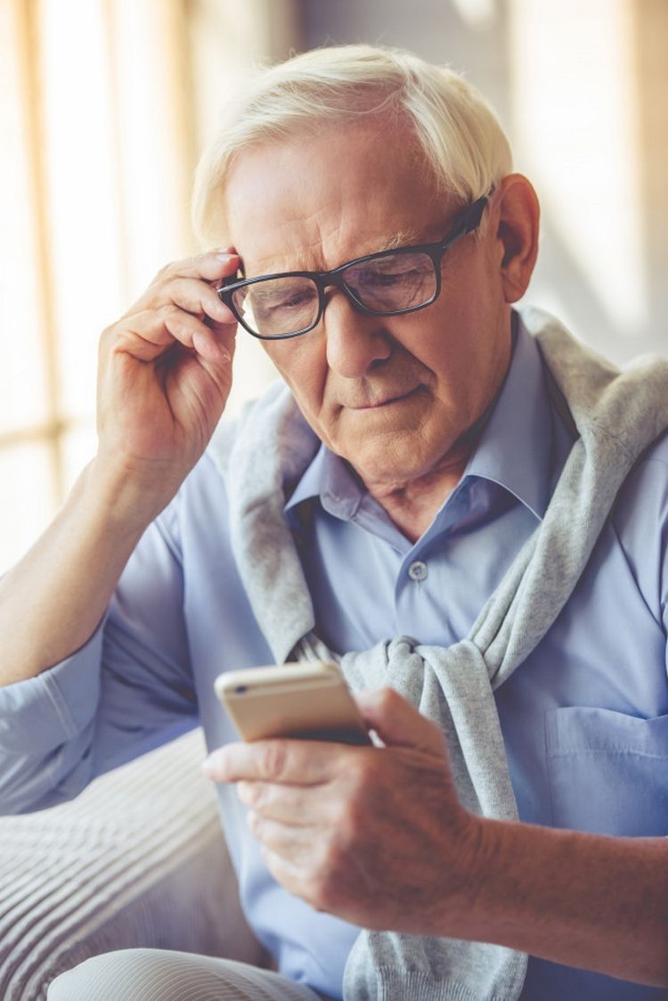 Äldre över 70 kan hantera en smartphone bra