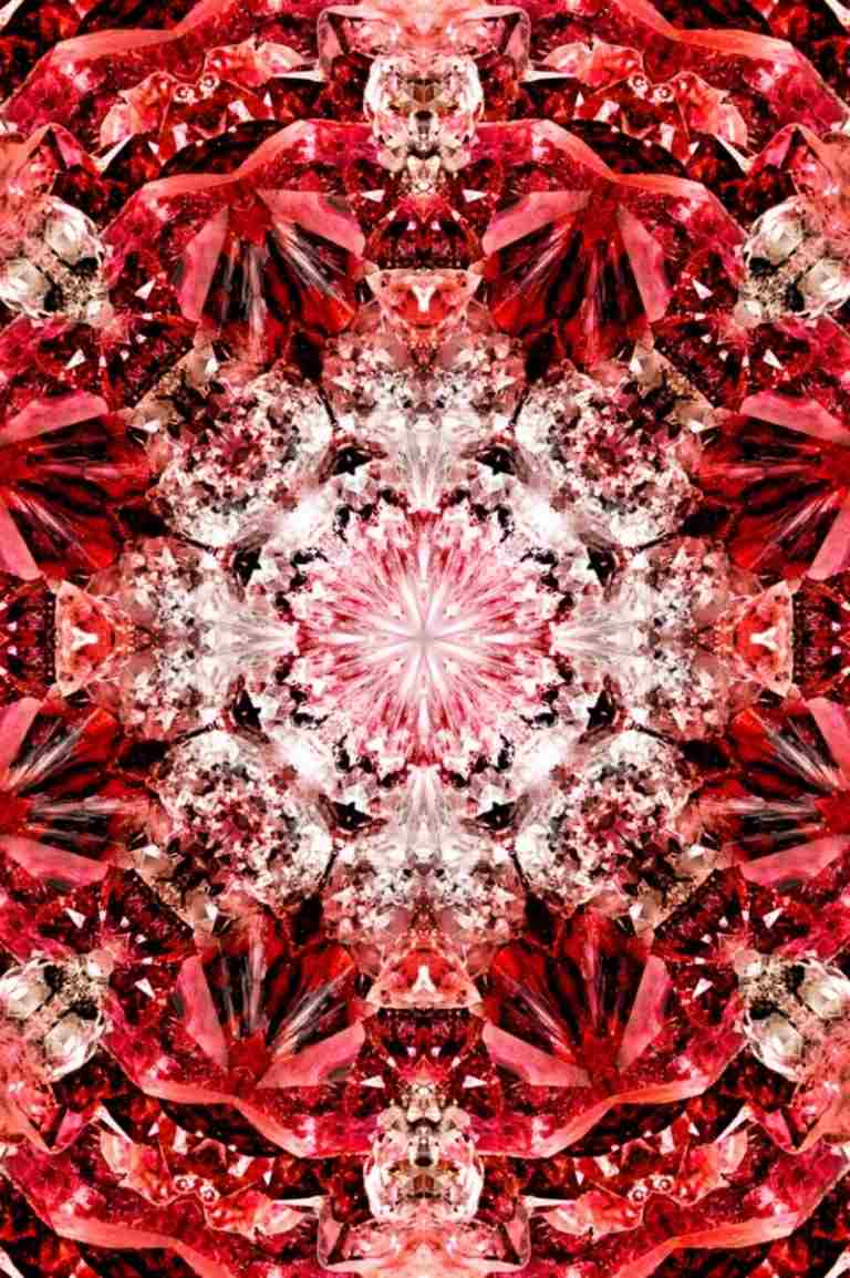 matt-design-kristall-eld-marcel-vandrar-röd-rosa-struktur-kristall