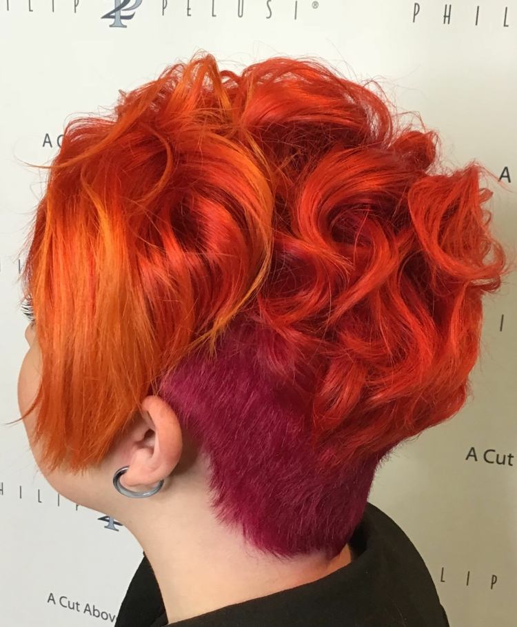 Pixie frisyr stzlen rött hår med strängar av frisyrtrender kvinnor