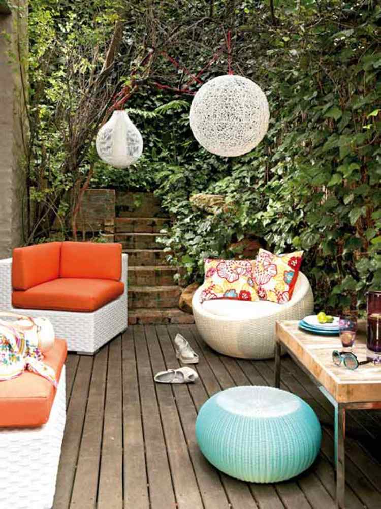 terrass-möblering-design-modern-trädgård-fest-puff-dekoration-trä-golv-orange-färgad-posletrung