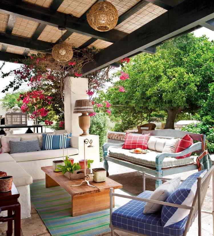 Terrassdesign 2015-sittplatser-trädgård-tegelbänk
