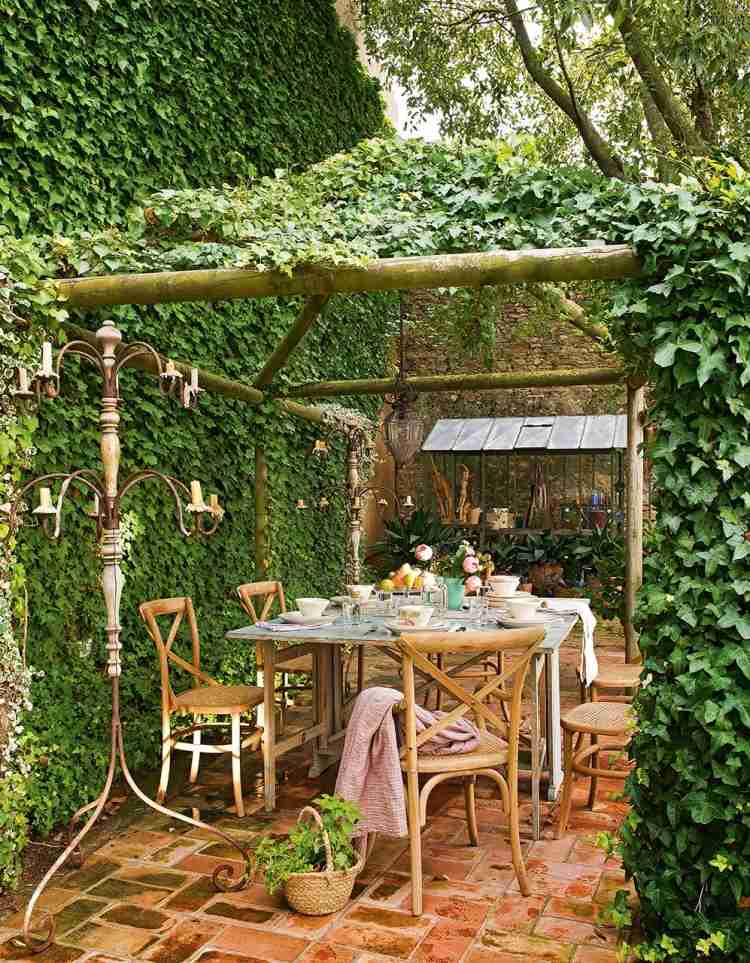 terrass-design-2015-pergola-murgröna-grön-matplats