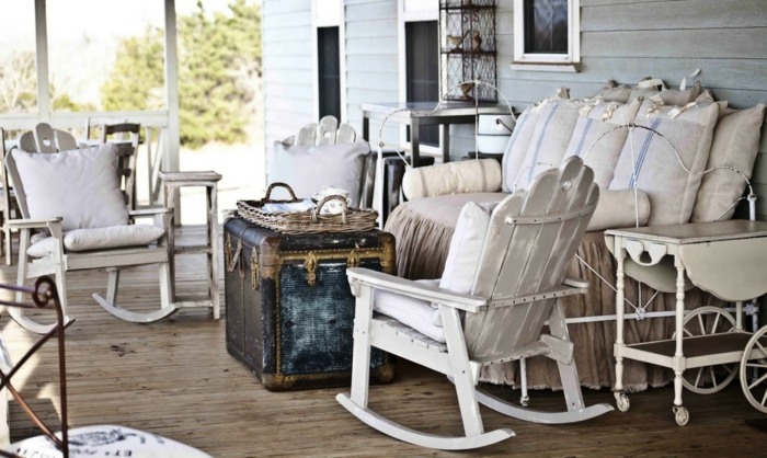 veranda trämöbler vintage stil form vit