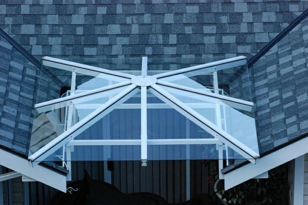 Aluminiumkonstruktion av takterrasser i glas