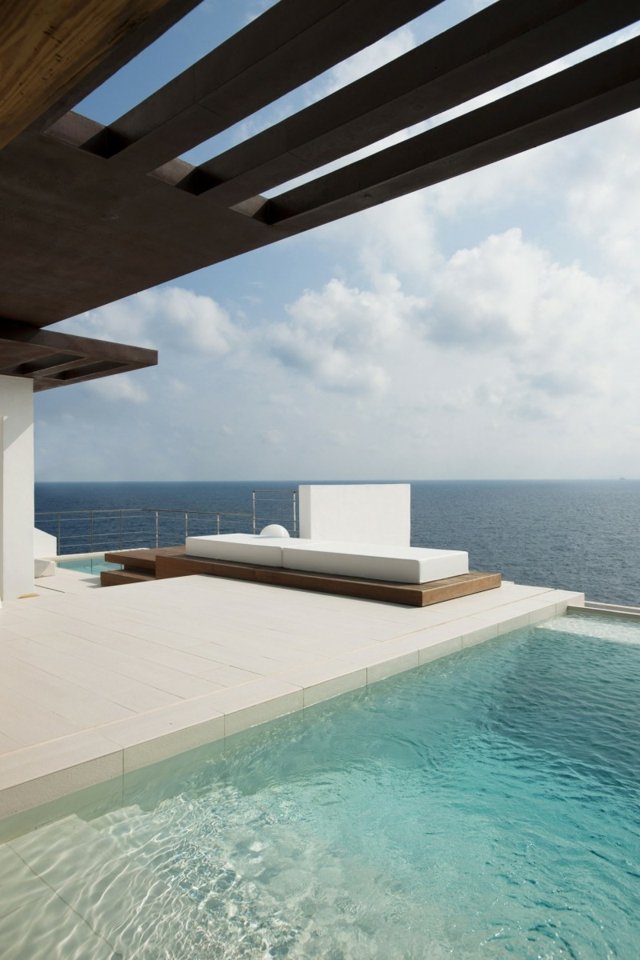 utomhus säng pool utsikt havet helt enkelt modernt