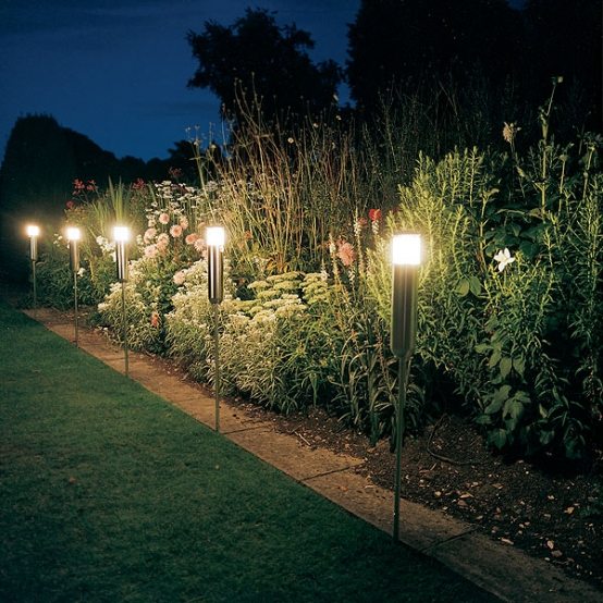 Nattljus trädgård konstruktion