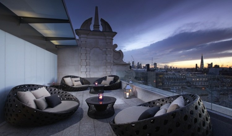 terrassidéer fåtölj grå korg takterrass lounge