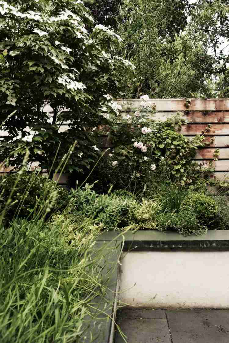 terrass och trädgård design loft säng-idé-sittplatser-växter-wild-graeser