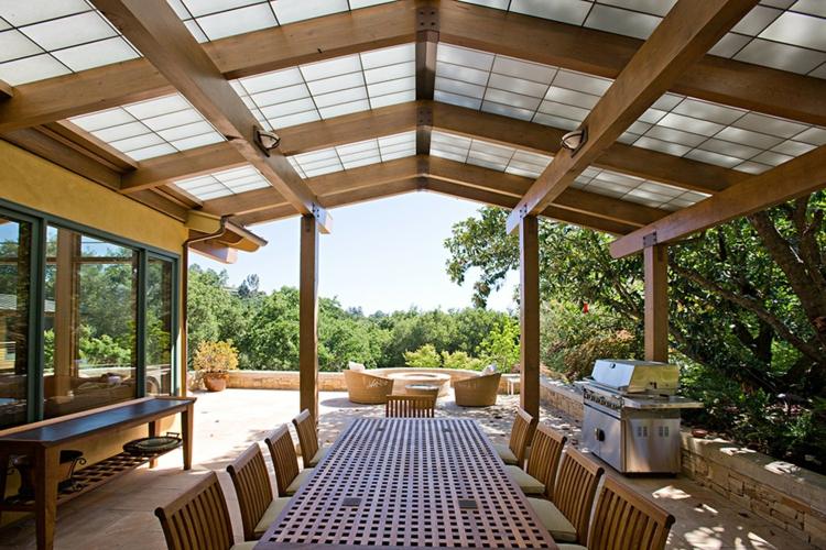 Terrass tak-trä-glas-idéer-lång-bord-trädgård design