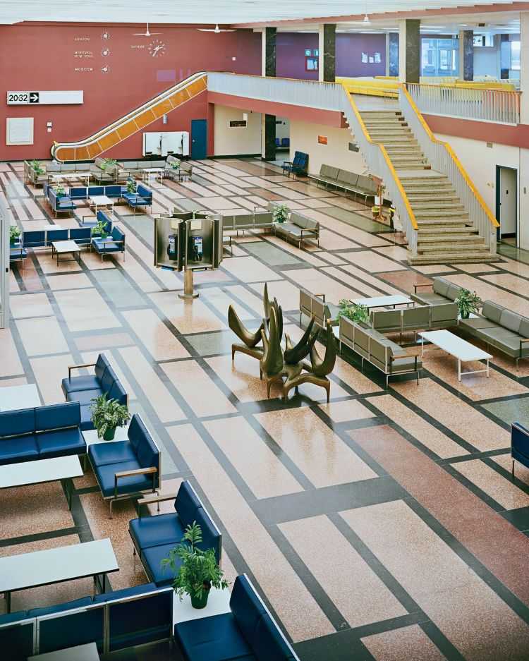 terrazzo golvbeläggning terrazzo golvbeläggning idéer design design inredning möbler design tågstation