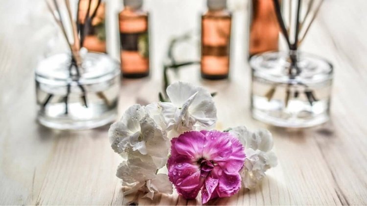 Gör recept på eteriska oljor själv diffus aromaterapi