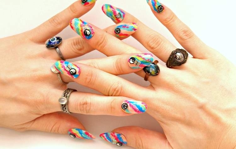 Rainbow naglar trend batik naglar instruktioner