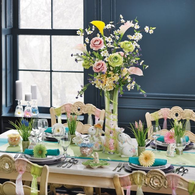 bordsdekoration påsk själv gör servetter gerbera bukett blommor i mitten