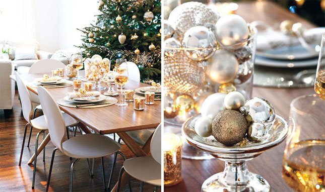bordsdekorationer för julguld silverkulor glasvaser står