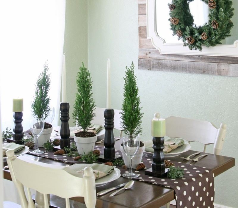 Gör bordsdekorationer-jul-puristiskt-grönt-själv