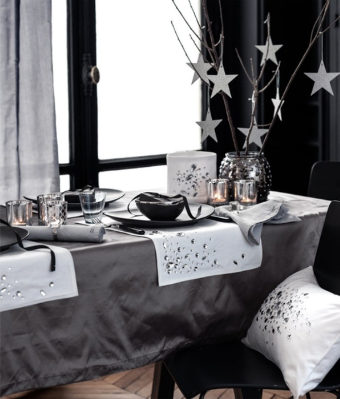 dramatisk-dekoration-svart-silver-grå-jul-bord-löpare-set-med-stenar