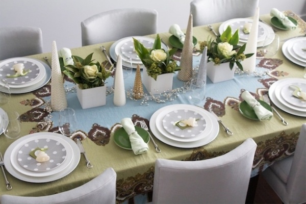bordsdekorationer julblommarrangemang vitt grönt