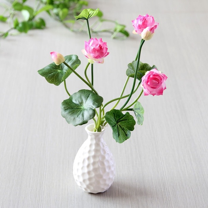 dekoration-mini-blomma-vas-textur-uppsättning-vit-keramik-lotus-blommor