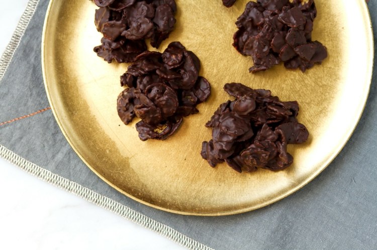 karneval-recept-cornflakes-choklad-barn-mellanmål-vattenbad