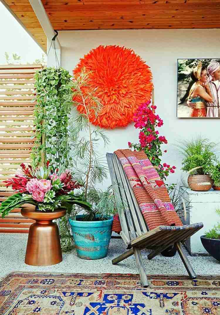Idéer för balkong solstol-orientalisk matta-planter-boho stil