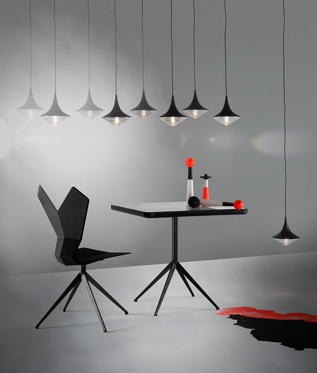 Y-bord svart tom-dixon hängande lampor-modern milano designmässa