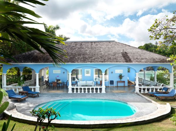 Traditionell villa halmtak pool veranda komplex Top Jamaica Inn