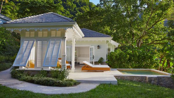 Tropisk villa Karibisk pool Atmosfär solstol St-Lucia