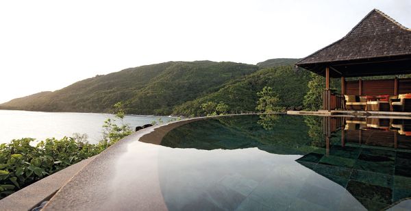 Infinity utomhuspool Topp Hotell Pooler-Sviter Seychellerna-Constance Ephelia-Luxury-Resort