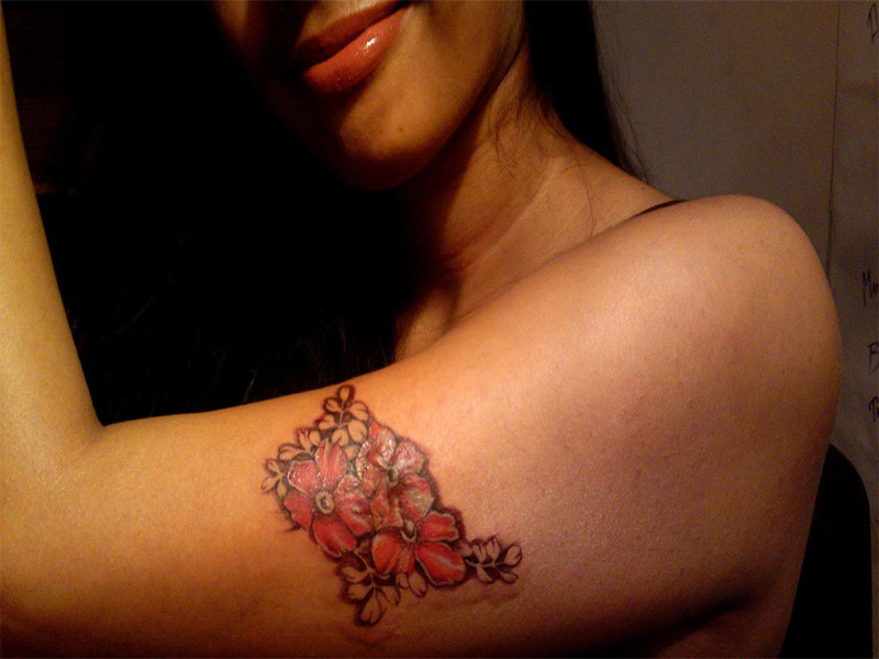 Σαλόνια τατουάζ στη Βομβάη