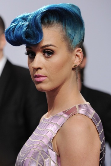 Τα μπροστινά κύματα της Katy Perry