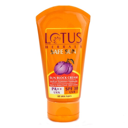 Lotus Herbals Safe Sun Sunblock Cream SPF 30