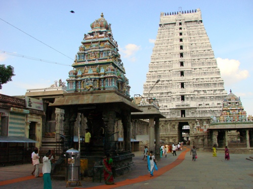 Annamalaiyarin temppeli Thiruvannamalaissa