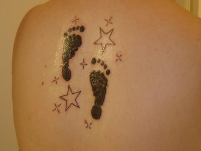 Σχέδια τατουάζ Sparkling Footprint