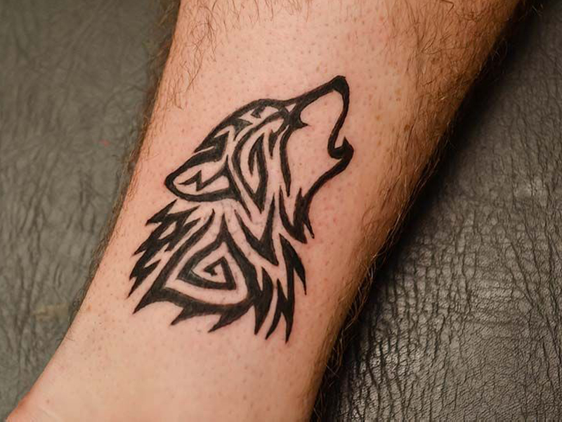 Hullu Tribal Arm Tatuoinnit