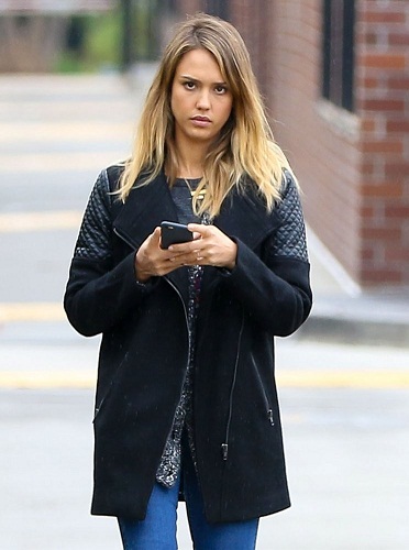 Jessica Alba ilman meikkiä 7