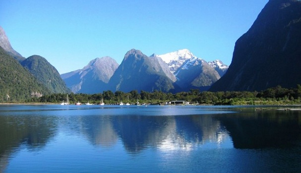 milford-sound_new-Zealand-τουριστικά μέρη