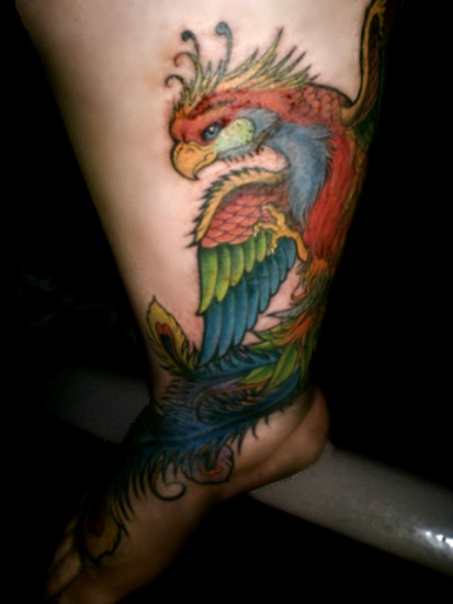 Πολύχρωμο σχέδιο τατουάζ Phoenix