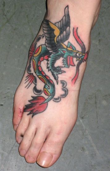 Σχέδιο τατουάζ Dragon Phoenix με τα πόδια