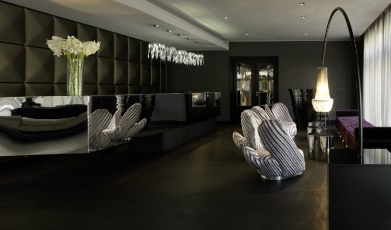 design-hotell-tyskland-roomers-frankfurt-lobby-chic-svart