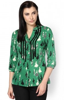 Vihreät painetut naisten paidat