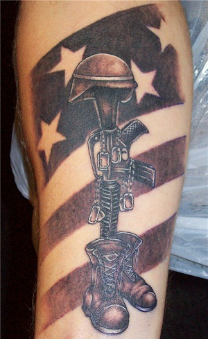 Sotilaallinen litteä tatuointi