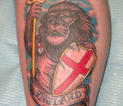 Leijona ja isänmaallinen tatuointi