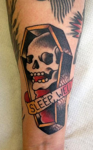 Κοιμηθείτε καλά τατουάζ φέρετρο