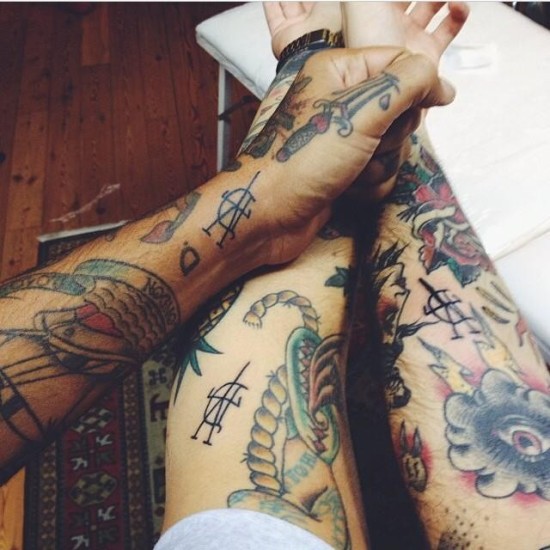 Προσαρμοσμένο σχέδιο τατουάζ Dagger