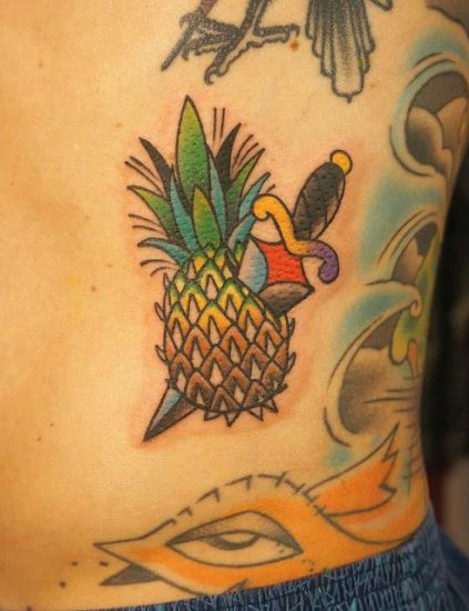 Ananas tikarin tatuointisuunnittelu
