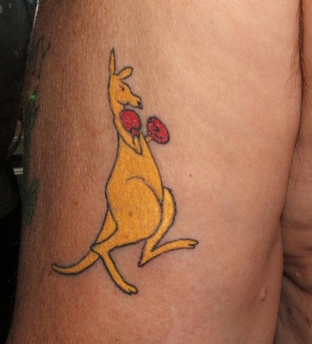 Silmien tarttuva Australian tatuointimalli
