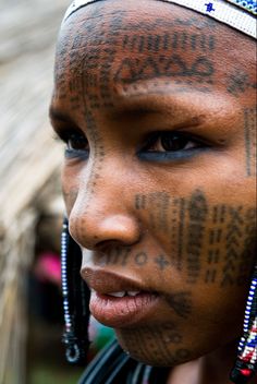 Afrikkalaiset heimojen tatuoinnit