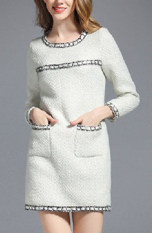 Säännöllinen naisten tweed -mekko