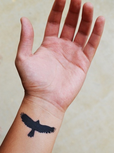 Τατουάζ Eagle σε μαύρο χρώμα