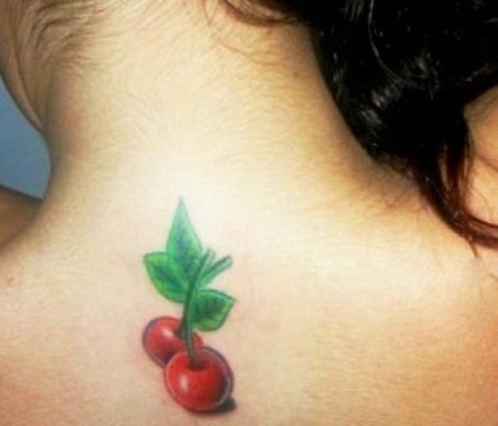 Mehevä kirsikka -tatuointi
